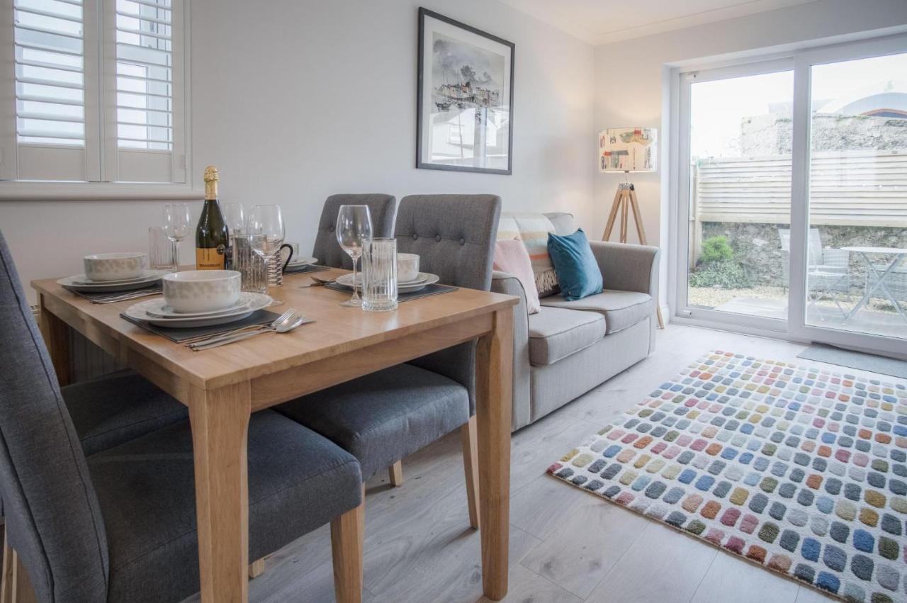 Ty Melyn - 2 Bedroom Cottage - Tenby Εξωτερικό φωτογραφία