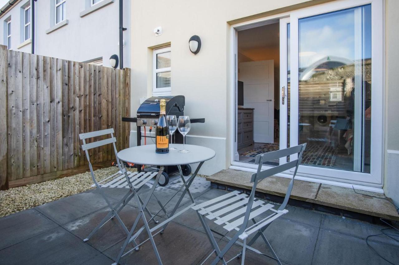 Ty Melyn - 2 Bedroom Cottage - Tenby Εξωτερικό φωτογραφία