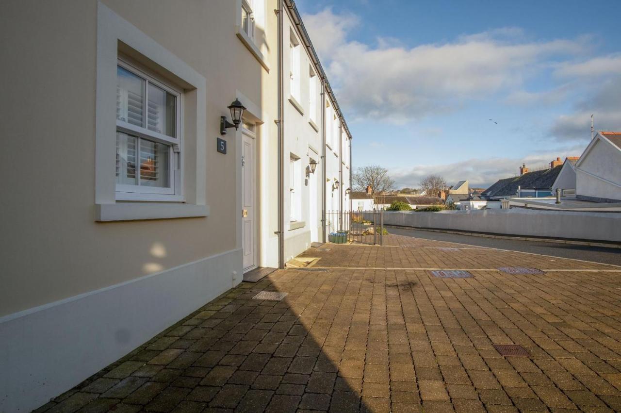 Ty Melyn - 2 Bedroom Cottage - Tenby Εξωτερικό φωτογραφία